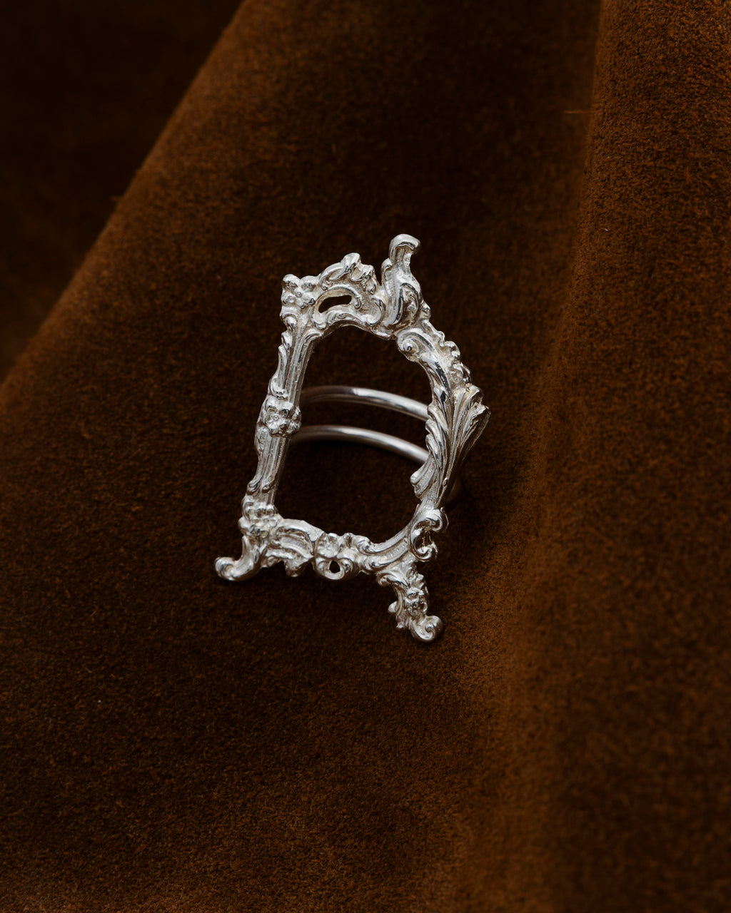 Vintage picture frame ring